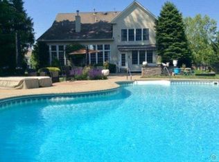 45 Ridge Rd, Green Brook Twp, NJ 08812