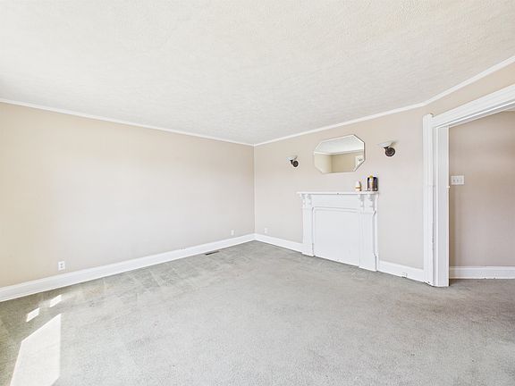 3rd image of 1023 S 9th St