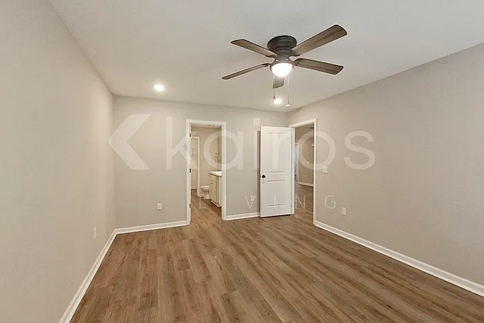 132 Cottage Grove Rd — Photo 12