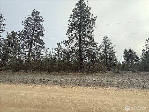 3rd image of 0 Cayuse Cove Road N