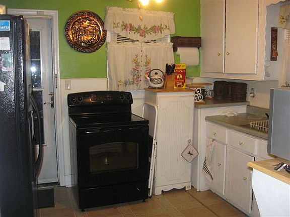 4th image of 317 Jamison Ave