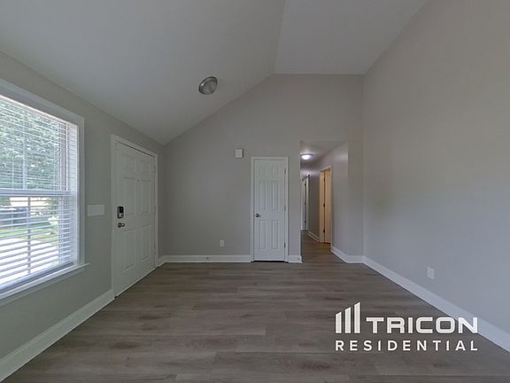 2nd image of 2300 Saluda Dr