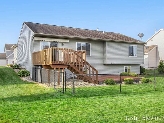 5th image of 2603 Thackery Ct SW