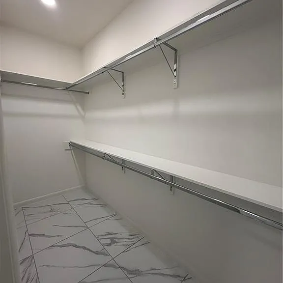 1215 Rosewood Ln #1 — Photo 8