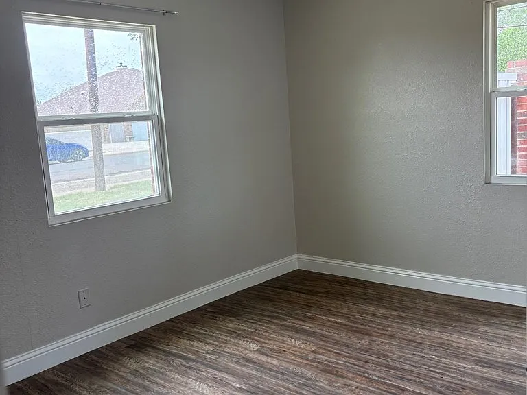 3212 W Kansas Ave — Photo 7