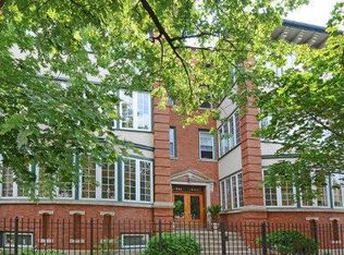 841 W Gunnison St, Chicago, IL 60640