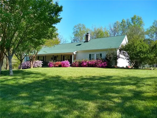 7955 Nicholson Rd, Cumming, GA 30028