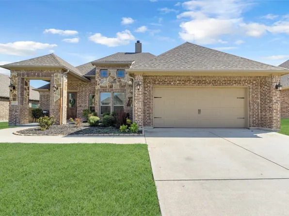 418 Sunset Ct, Waxahachie, TX 75165