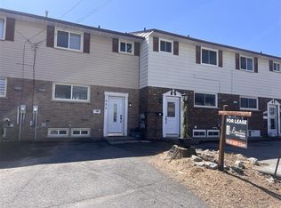 955 Oakview Ave, Kingston, ON K7M6W9