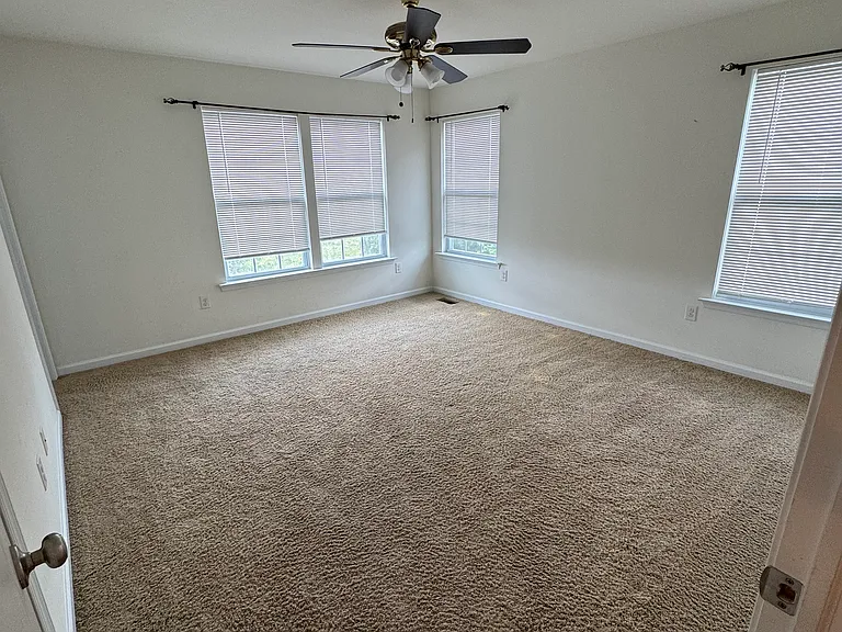 1561 E Matisse Dr — Photo 14