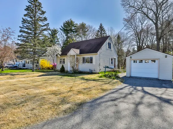 17 Raven St, Nashua, NH 03060