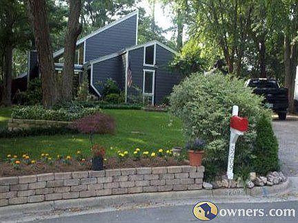 Beautiful home on cul-du-sac