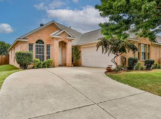 816 Dawnlight Dr, Denton, TX 76210