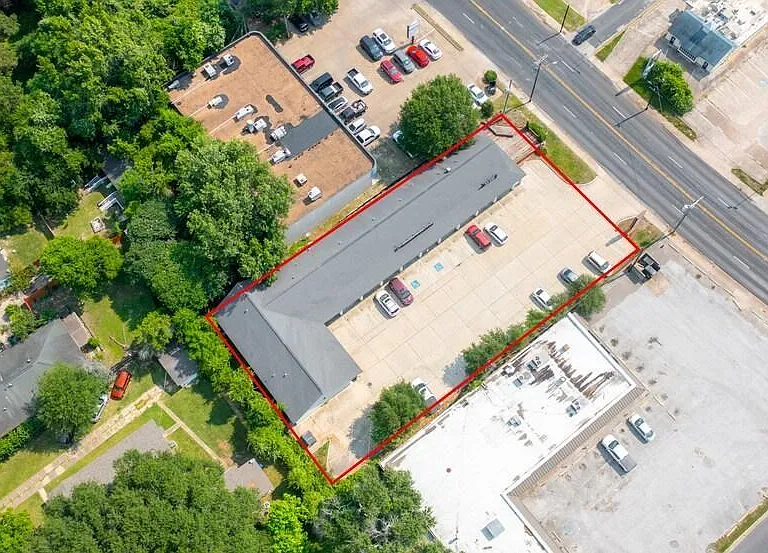 2100 Sam Houston Ave #E — Photo 6