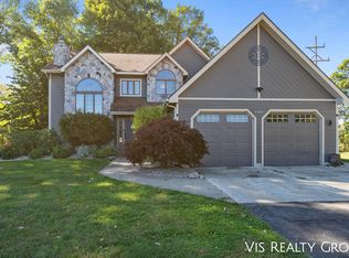 4104 Meyer Dr, Hamilton, MI 49419