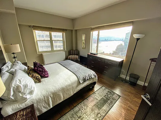 Rented by Apartment Luxe Realty Group, Inc | media 40