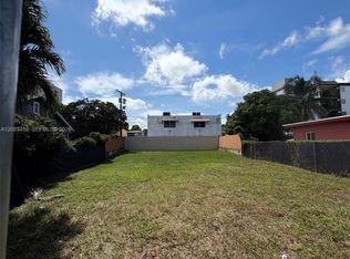 Plainfield Park, Miami, FL 33125