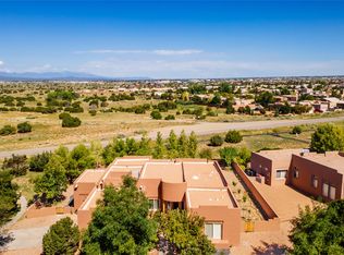 7 Westwind Rd, Santa Fe, NM 87508
