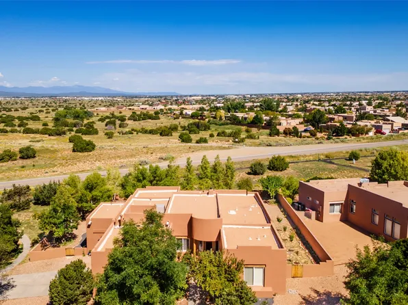 7 Westwind Rd, Santa Fe, NM 87508