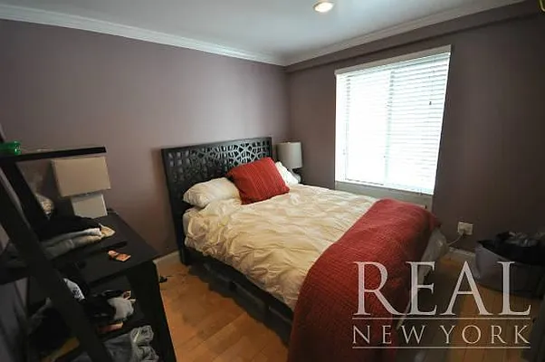 Rented by REAL New York | media 7
