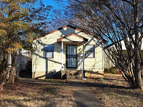 929 Camden Ave Photo 1