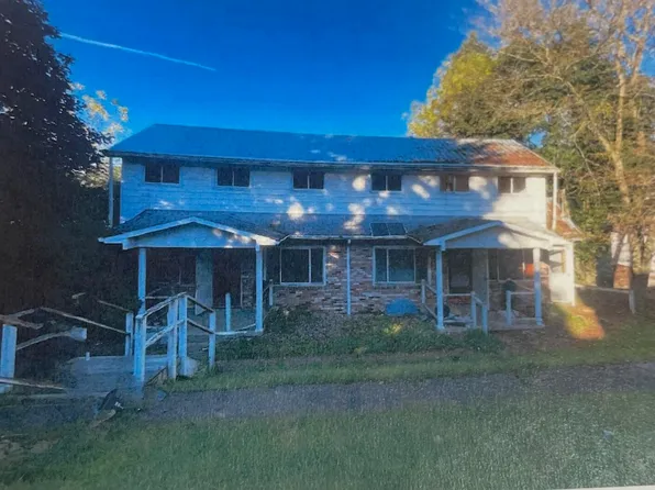 113 Lower Clinton St, Rossiter, PA 15772