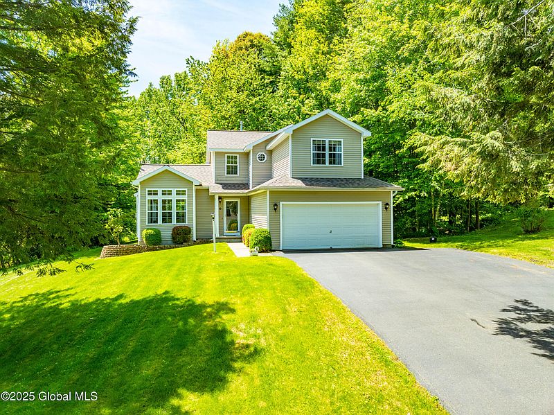 2nd image of 43 Hemlock Drive