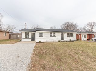 637 E 14th St, Seymour, IN 47274