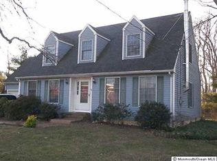 500 Caldwell Ave, Belford, NJ 07718