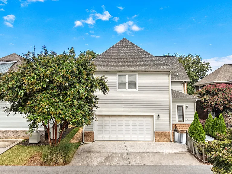 7448 Miss Madison Way — Photo 46