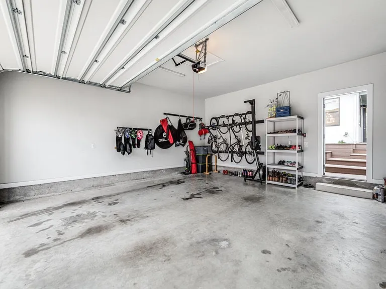 5404 Winton St — Photo 17