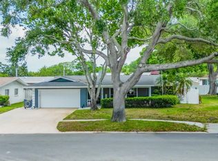 1678 Algonquin Dr, Clearwater, FL 33755