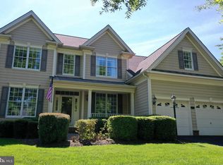 15117 Golf View Dr, Haymarket, VA 20169