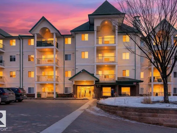 13625 34th St NW #322, Edmonton, AB T5A 0E3