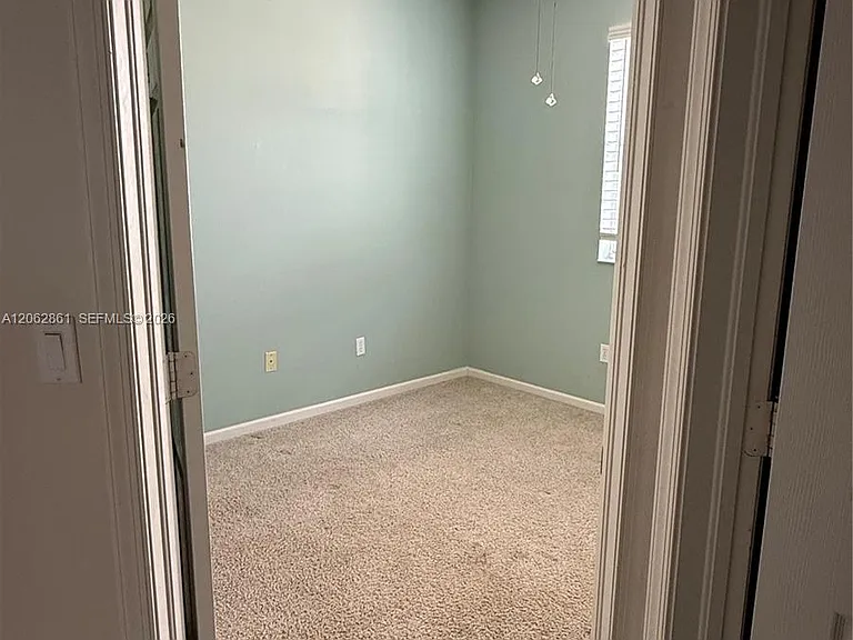 2435 SE 7th Pl — Photo 33