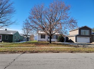 505 E 21st St S, Newton, IA 50208
