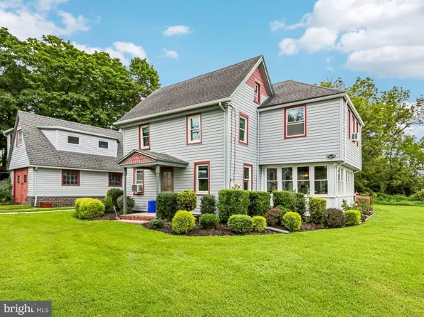 3 S Bridgeport Rd, Bridgeport, NJ 08014