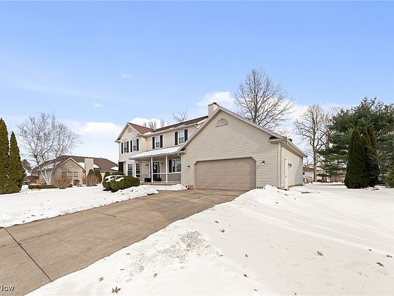 3rd image of 5658 Oakridge Dr