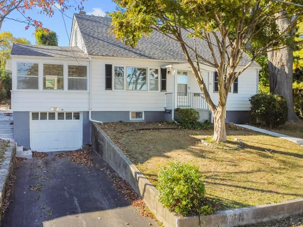 38 Carlisle Place, Stamford, CT 06902