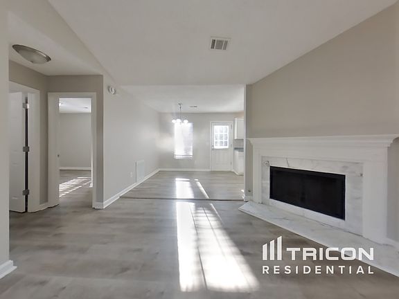 4th image of 34 Lullwater Ct