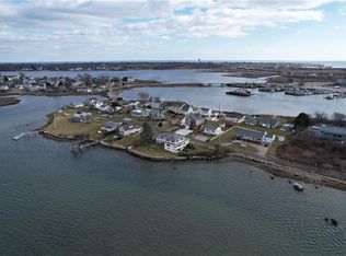 22 Edith Rd, Narragansett, RI 02882