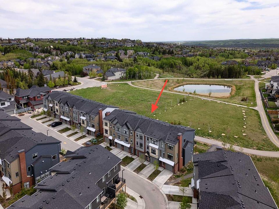 1st image of 74 Spring Willow Close SW