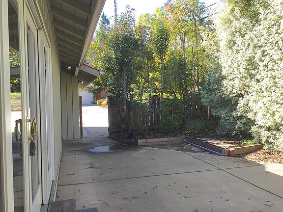 5th image of 259 Vine St