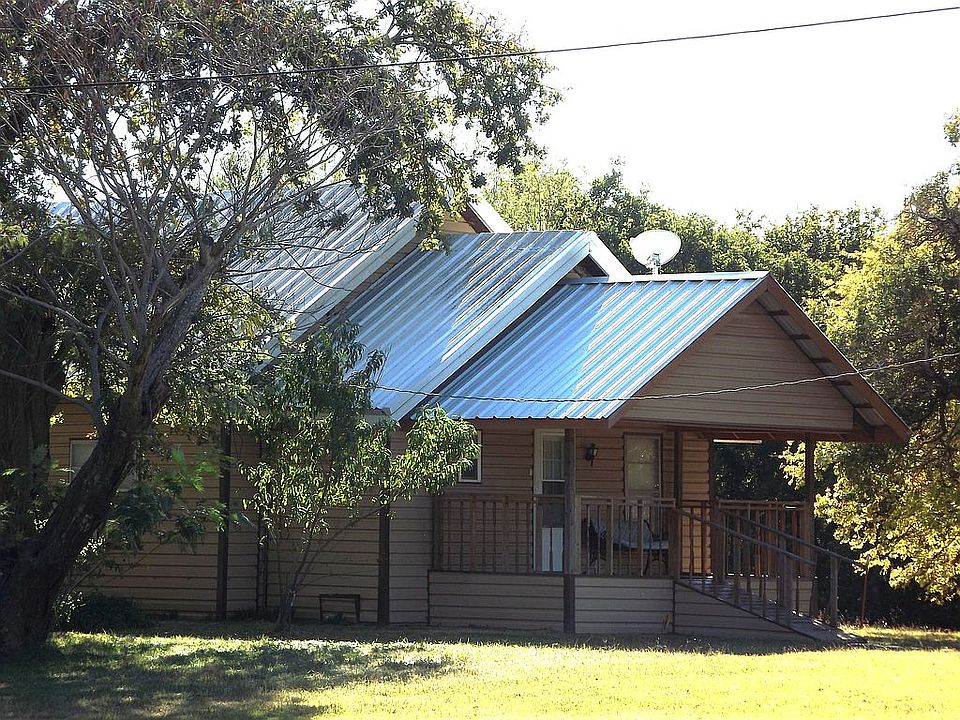 Front Porch w/ Ramp