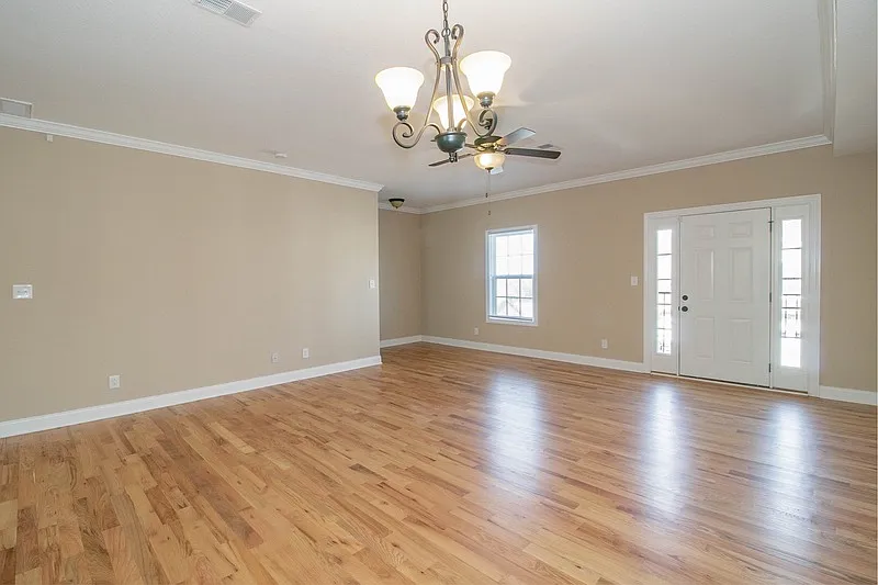 Highpointe Row — Photo 3