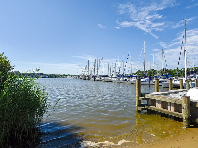 Holiday Point Marina