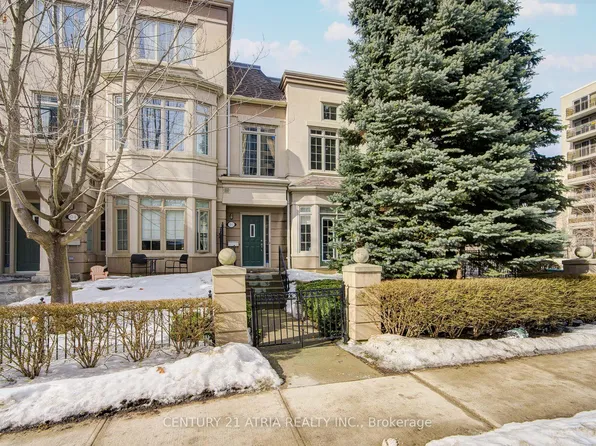 17 Barberry Pl #Townhouse 117, Toronto, ON M2K 3E2