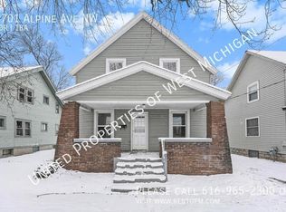 1701 Alpine Ave NW, Grand Rapids, MI 49504