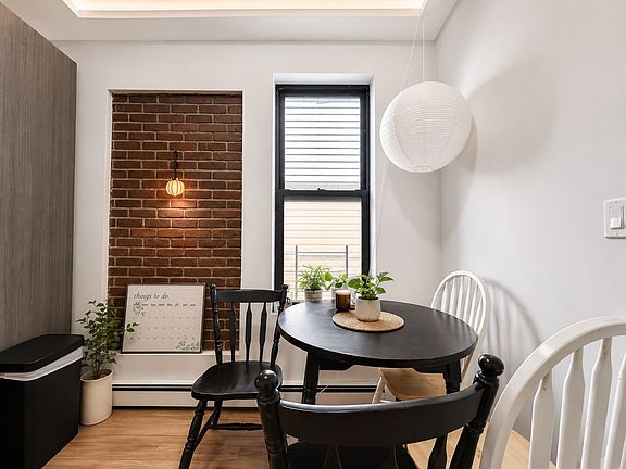 4th image of 383 Sumpter St APT 3R
