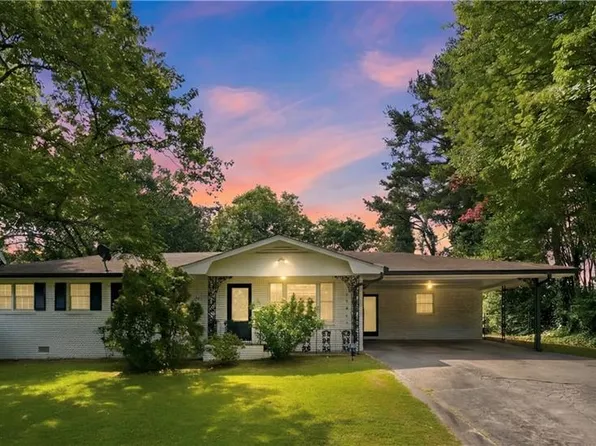 6803 Queen Mill Rd SE, Mableton, GA 30126